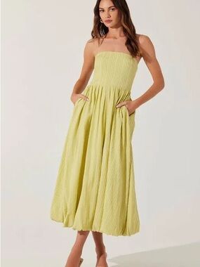 Astr Strapless Smocked Midi Dress in Lime Green